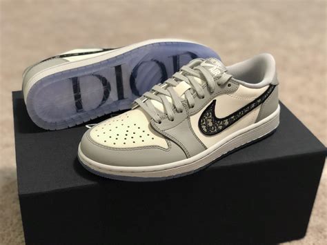 dior jordan 1 clothes|jordan 1 dior low cut.